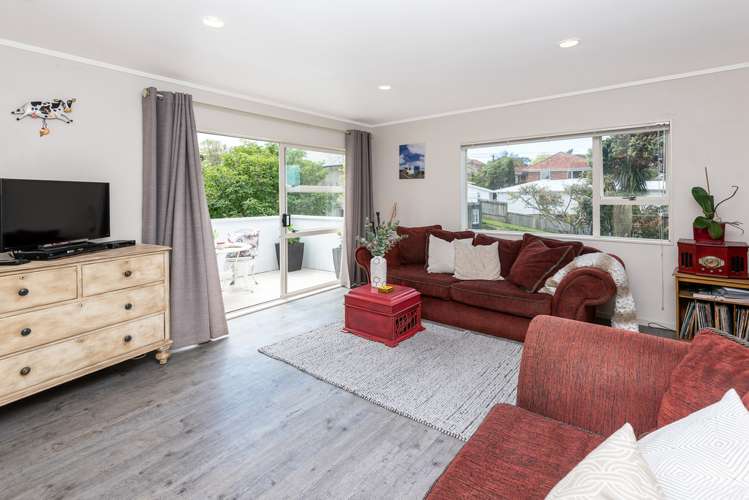 2/28 Parkhill Road Mellons Bay_5