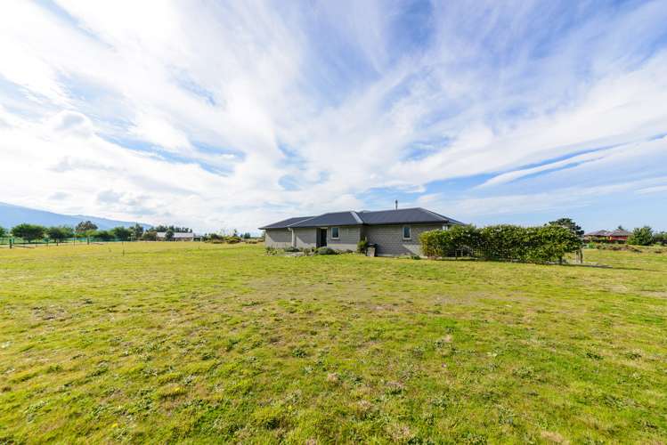 76 Hinepango Drive Rarangi_5