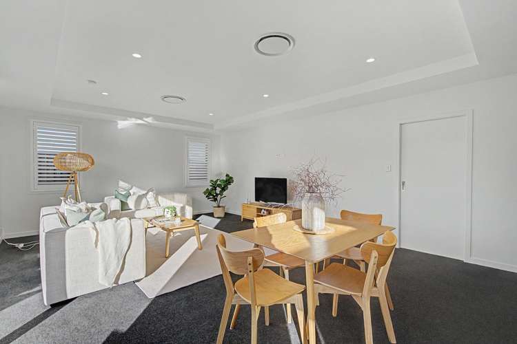 B/20 Holloway Waikiwi_6