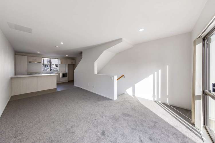 9/27 Rossmay Terrace Mt Eden_7