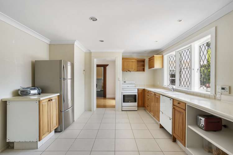 158 Lake Road Belmont_11