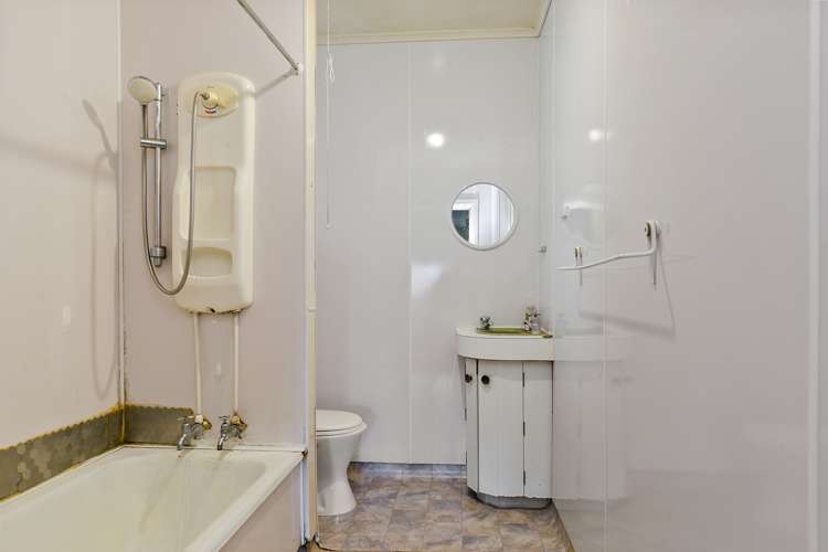 62 Herald Street Berhampore_13