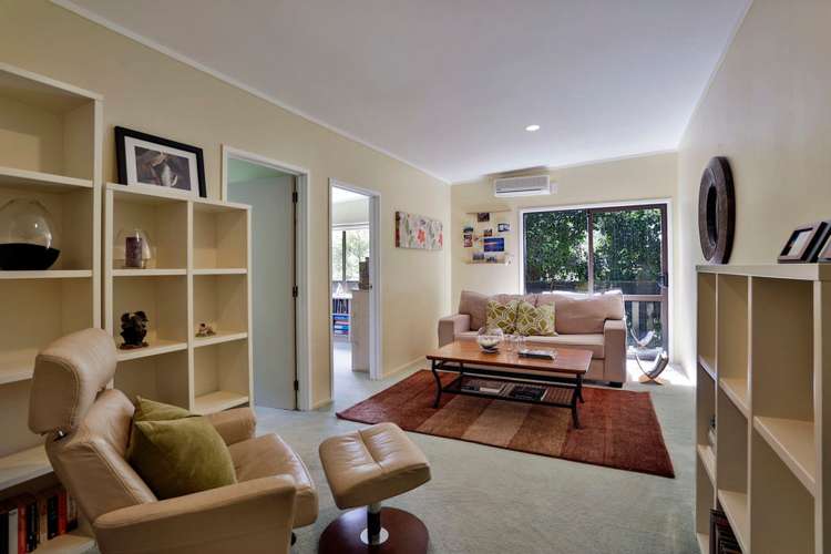 50 Woodfern Crescent Titirangi_12