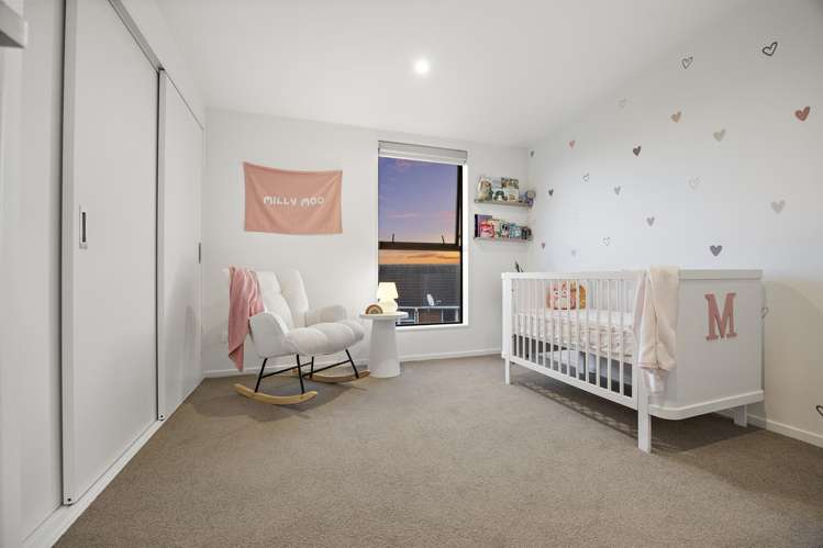 12/82 East Coast Road Milford_17