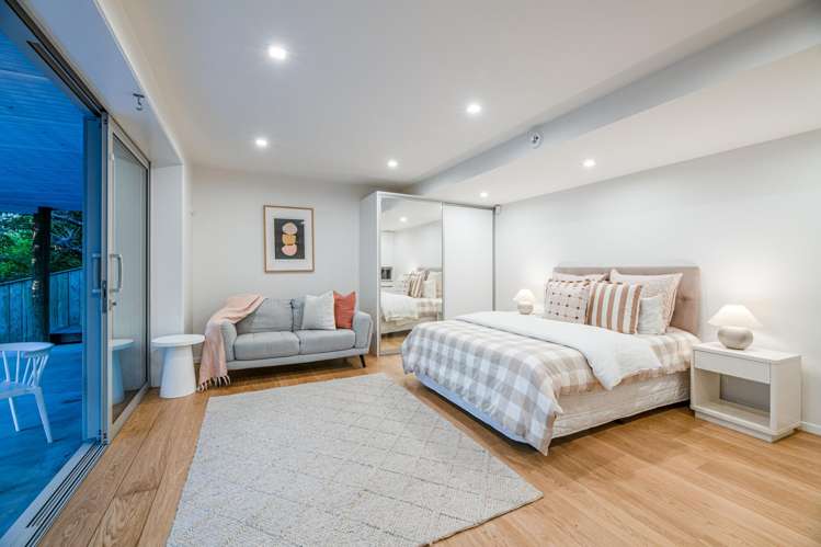 22 Woodfern Crescent Titirangi_33