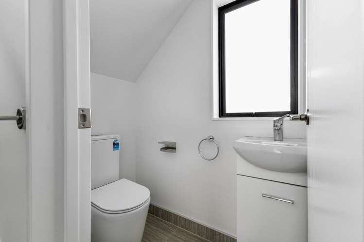 10e Pax Avenue Forrest Hill_11