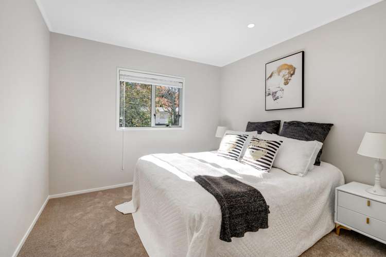 82 Ayton Drive Totara Vale_13