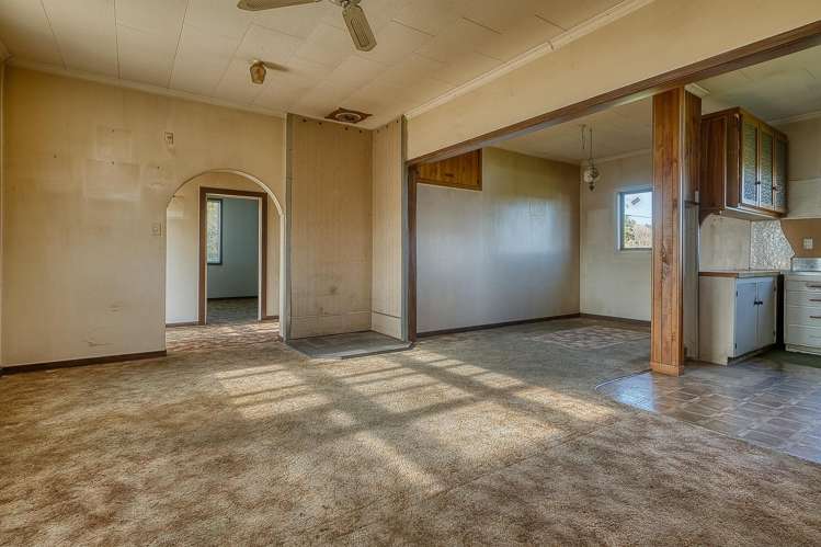 11 Butlers Road Ruatapu_4