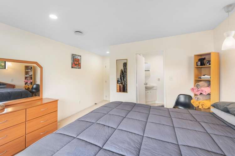 10 Romney Place Gore_14