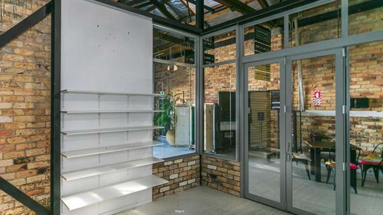 715 Pollen Street Thames_11