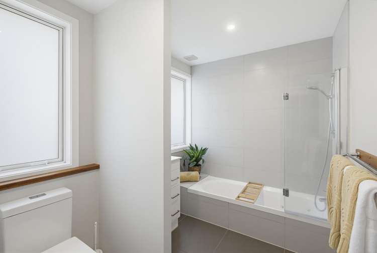 34 Hicks Crescent Waikanae Beach_14