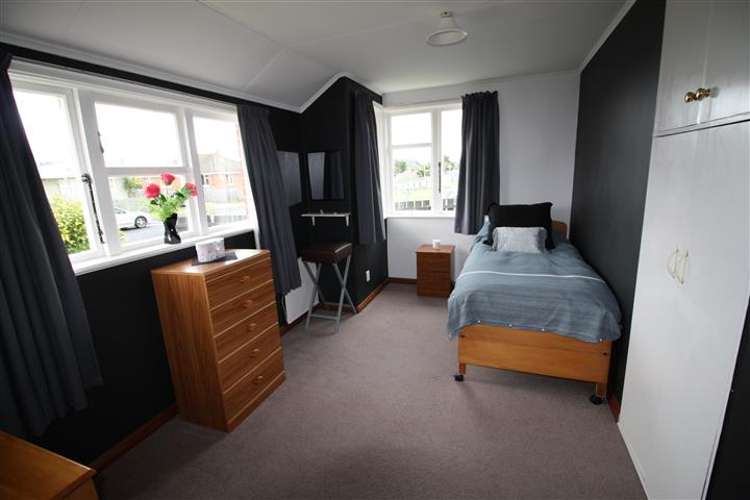 16 Doon Street Mosgiel_9