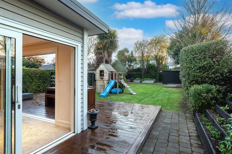 215 Springfield Road Saint Albans_21