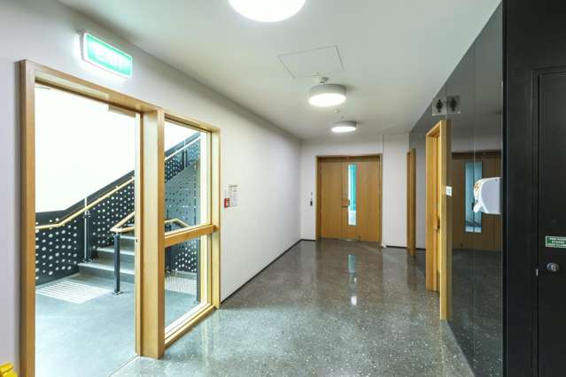 1/335 Lincoln Road Addington_4