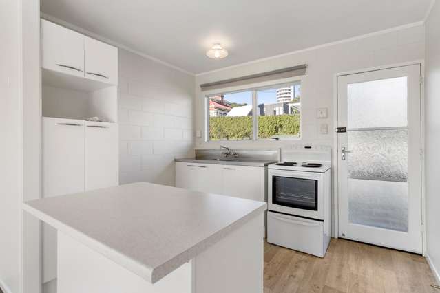 2/33 Curran Street Herne Bay_3