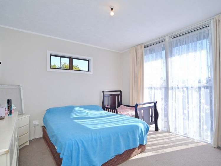 10 Moore Crescent Carterton_6