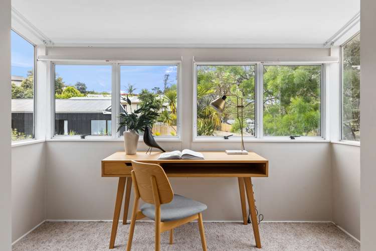 2 Shadon Place Stanmore Bay_13