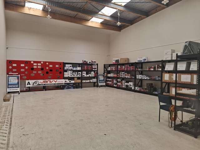 Unit P, 18 Moselle Avenue Henderson_4