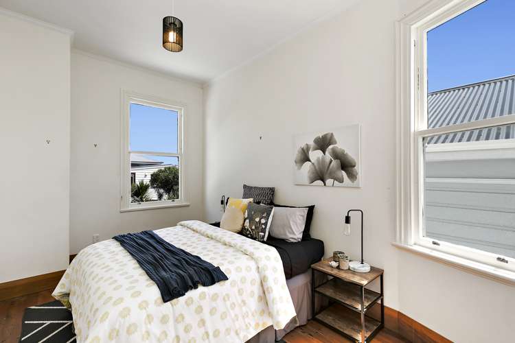 16 Dawson Street Berhampore_12