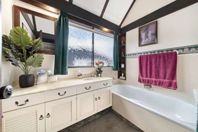 77 Thompson Street Queenstown_11