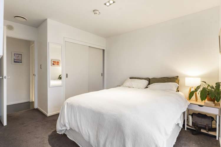 4r/435 New North Road Kingsland_10