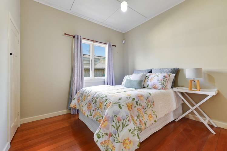 13 Bond Street Hamilton East_18