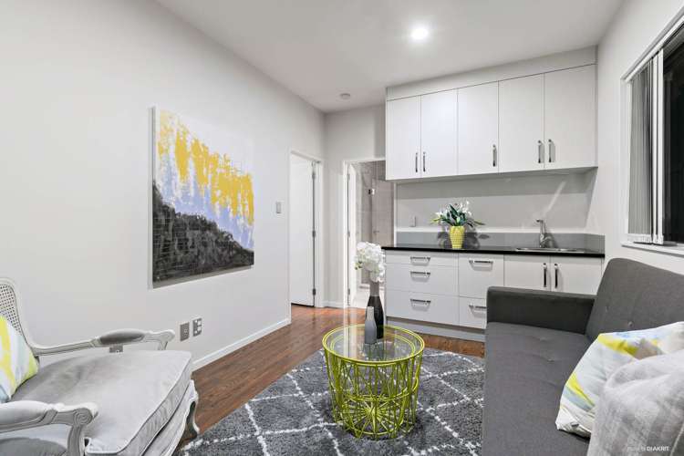 10 Azzurro Way Flat Bush_7