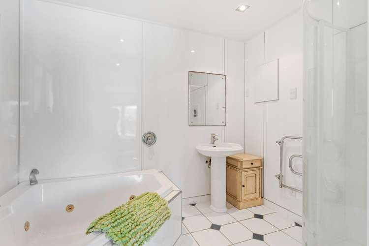 89 Jones Road Omaha_30