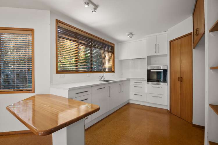 5a Saint Andrews Road Epsom_3