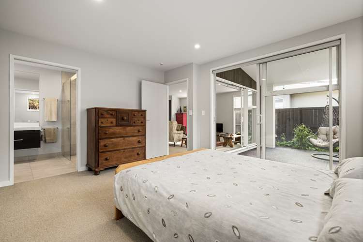 34 Saint Pauls Drive Brookfield_11