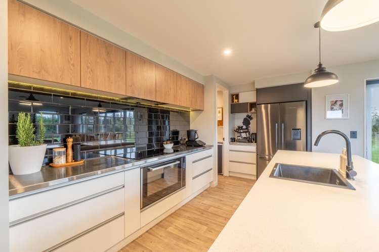 67 Watt Road_3