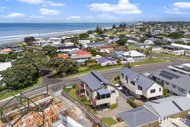 19 Beach Road Waihi Beach_24