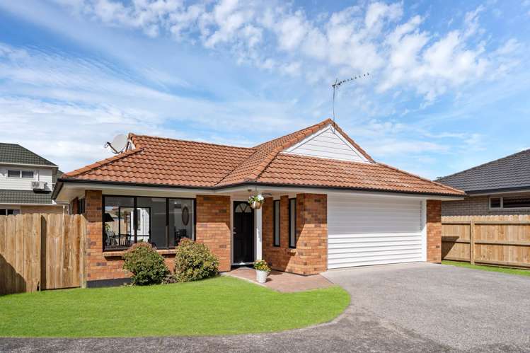 1/25 Headcorn Place Botany Downs_24