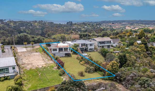 31 Roberts Road Matakatia_4