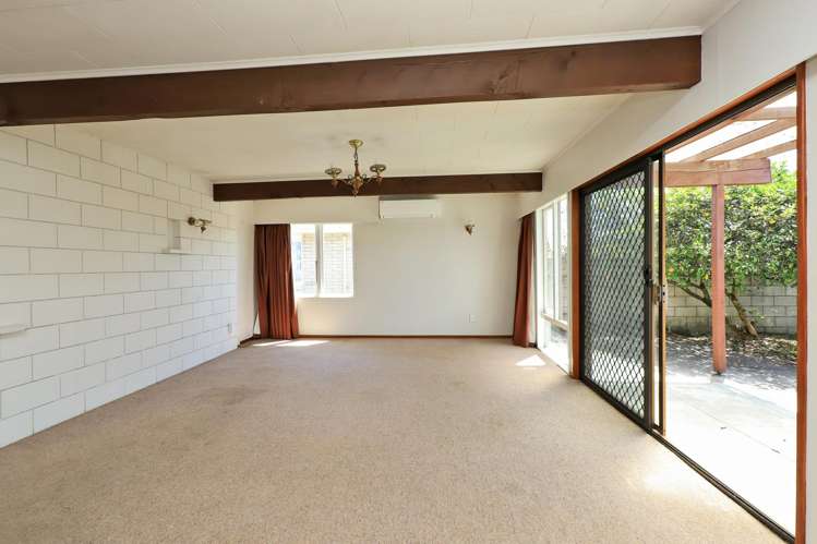 124 Flaxmere Avenue Flaxmere_7