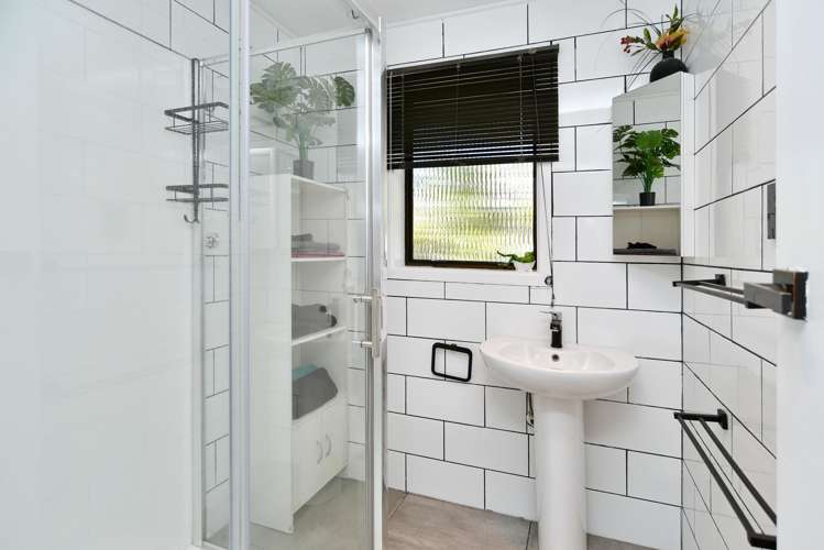 53 Yarmouth Street Aranui_9