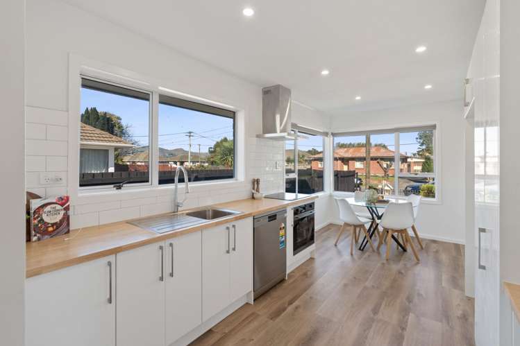 6 Ariel Place Aranui_1