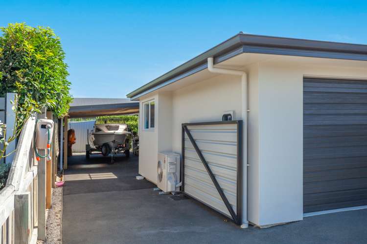 8 Childs Way Richmond_14