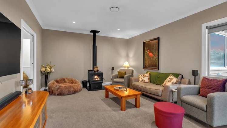 8 Highfield Lane Rangiora_11