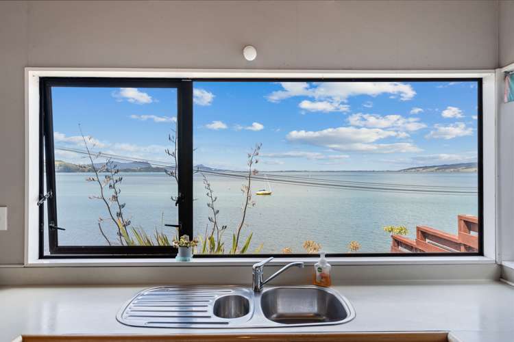 118 Beach Road Onerahi_11