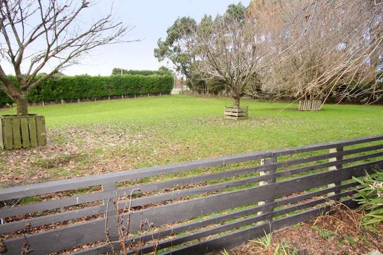 141 Myross Road Myross Bush_13