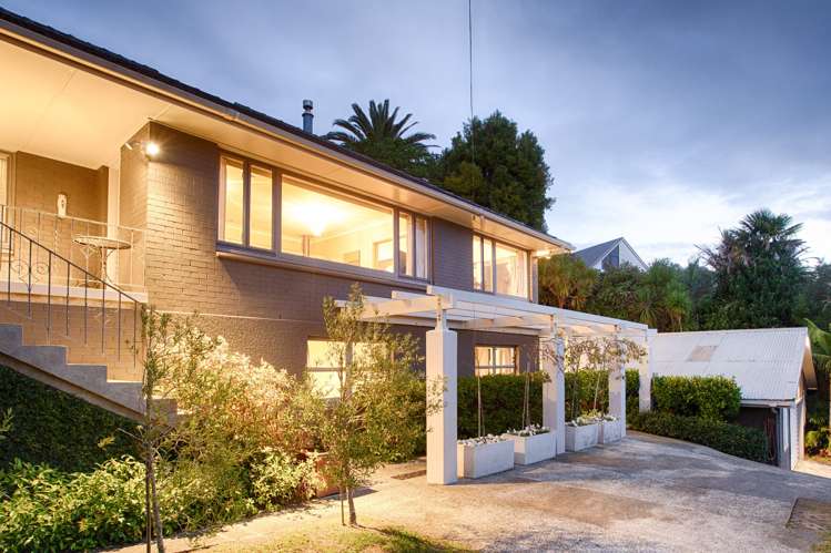 1256 Sandspit Road Sandspit_2