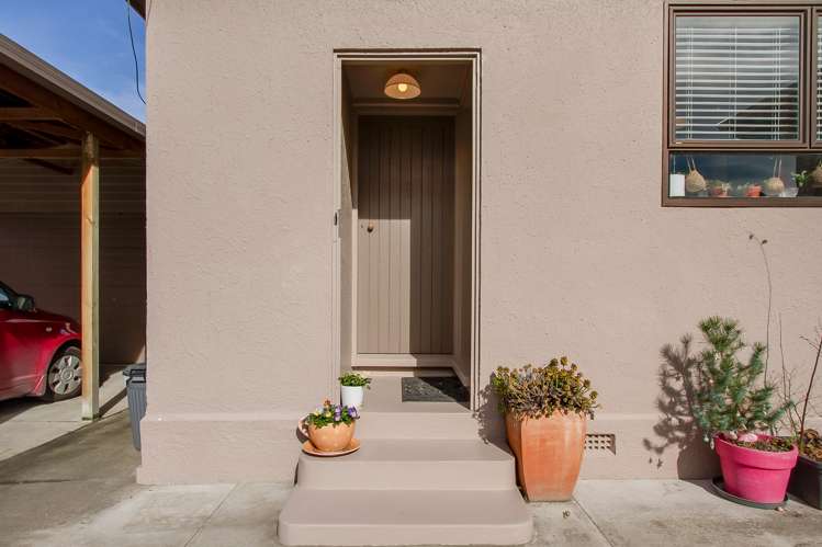 254 Kennedy Road Onekawa_15