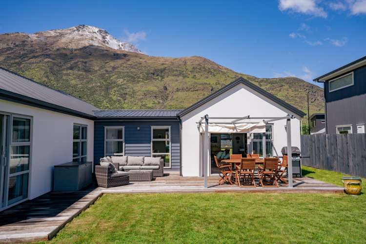 24 Regent Street Lower Shotover_14