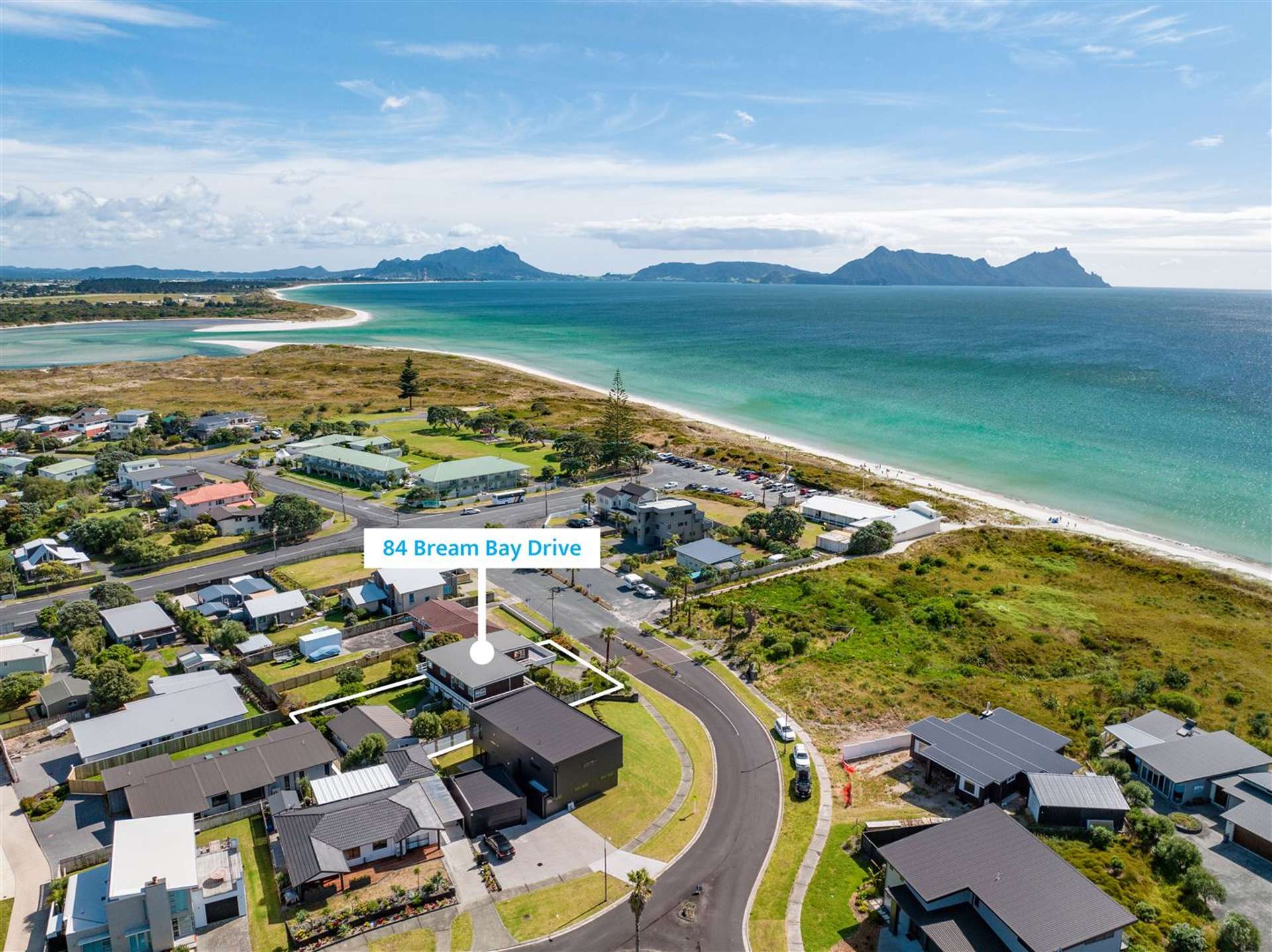 84 Bream Bay Drive Ruakaka_0