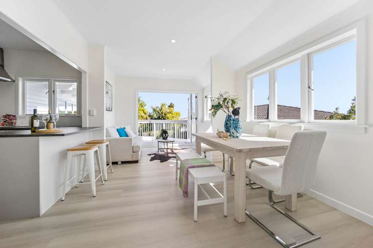 67 Golf Road New Lynn_8
