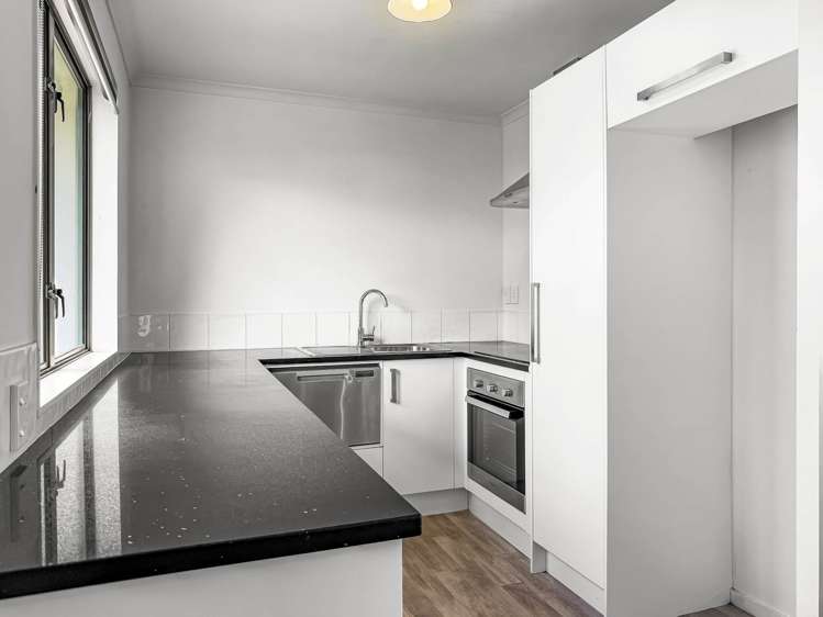 1/14A Keeling Road Henderson_6