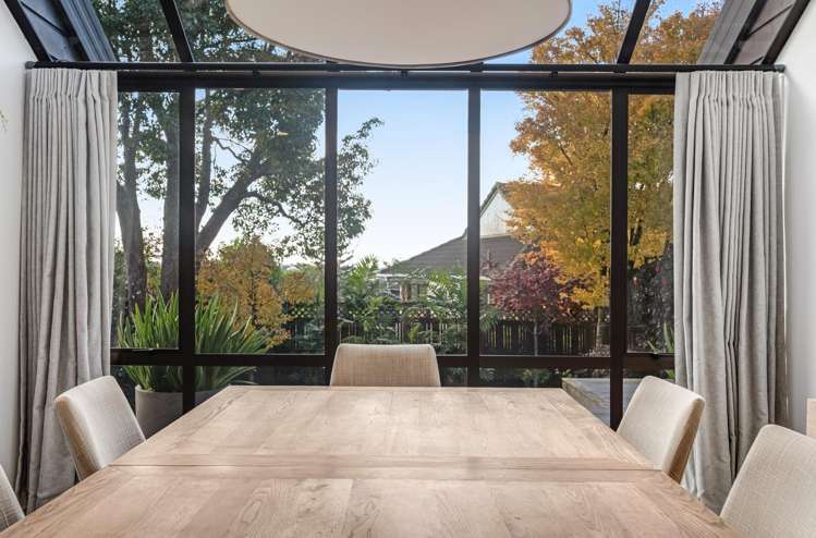 202 Whitford Road Shamrock Park_9