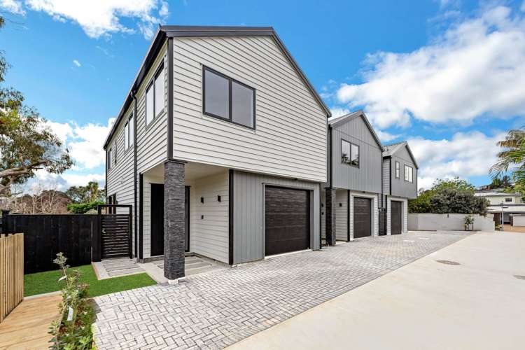 Lots 1-3, Ganymede Place Half Moon Bay_17