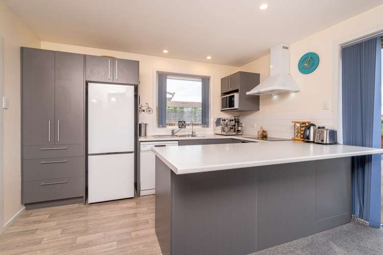 54 Elwyn Crescent Green Island_6